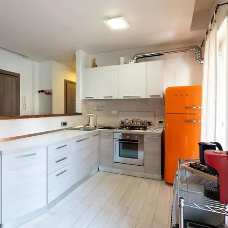 Apartament Casa Julia - Moderno In Stile Industriale Con Balcone A *
